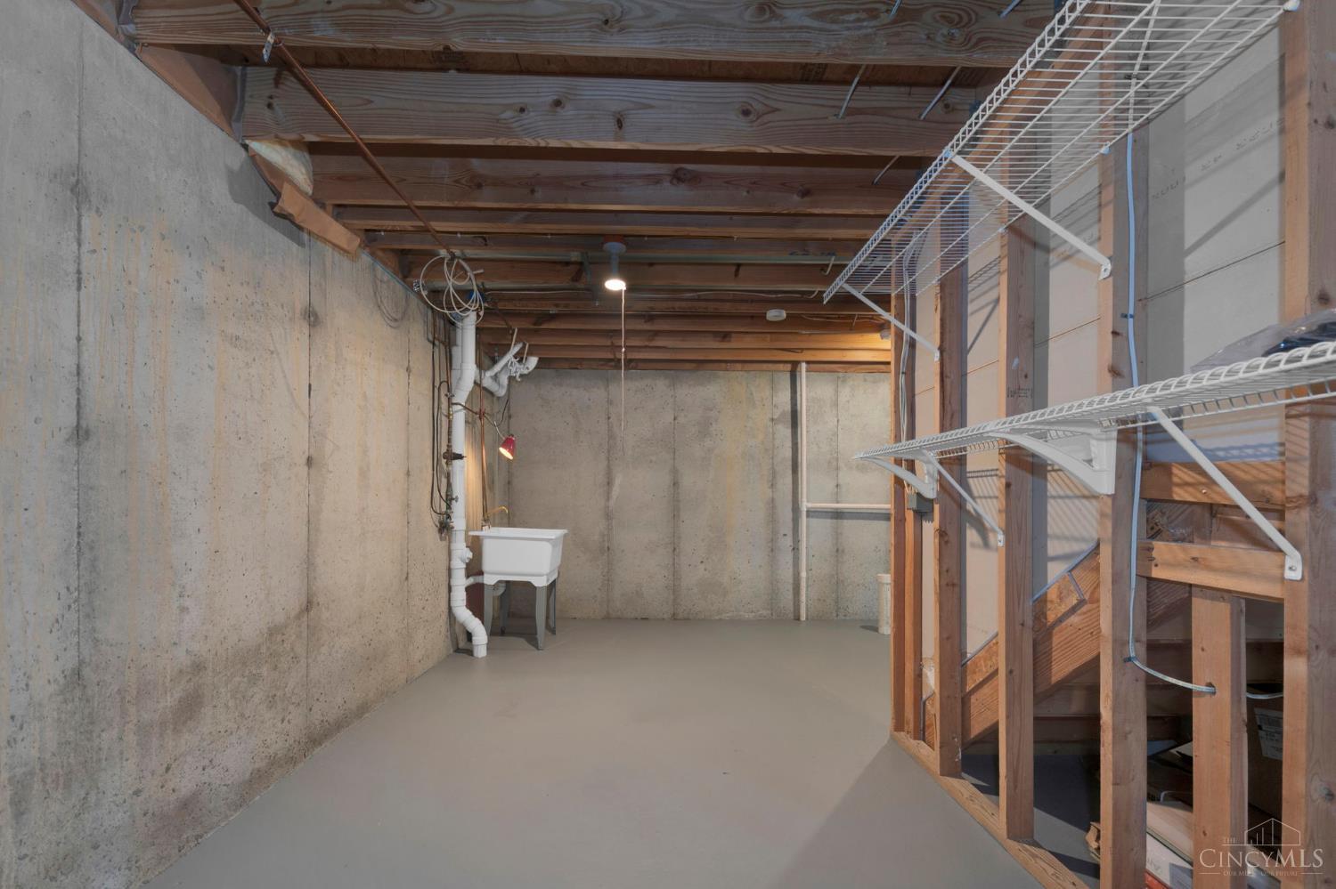 Loveland, Ohio, 45140, United States, 4 Bedrooms Bedrooms, ,3 BathroomsBathrooms,Residential,For Sale,1992143