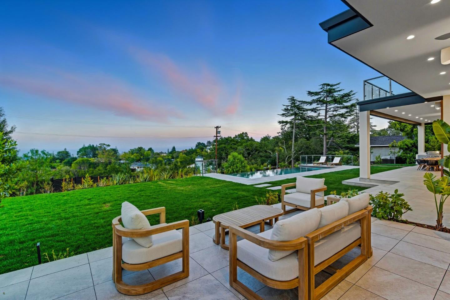 Hillsborough, California, 94010, United States, 8 Bedrooms Bedrooms, ,10 BathroomsBathrooms,Residential,For Sale,1949647