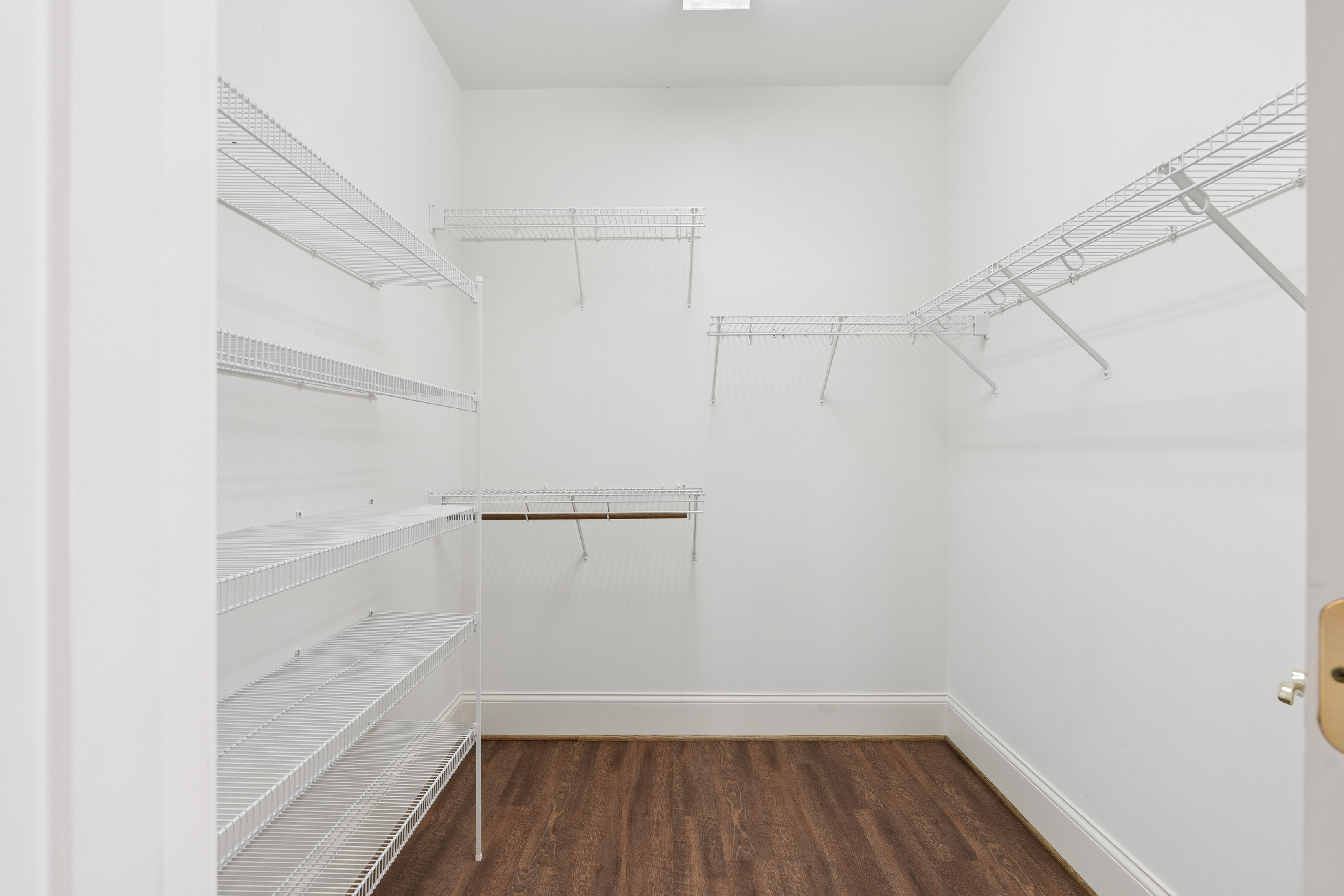  Traditional Cedar Shingle Beauty - 物件實景