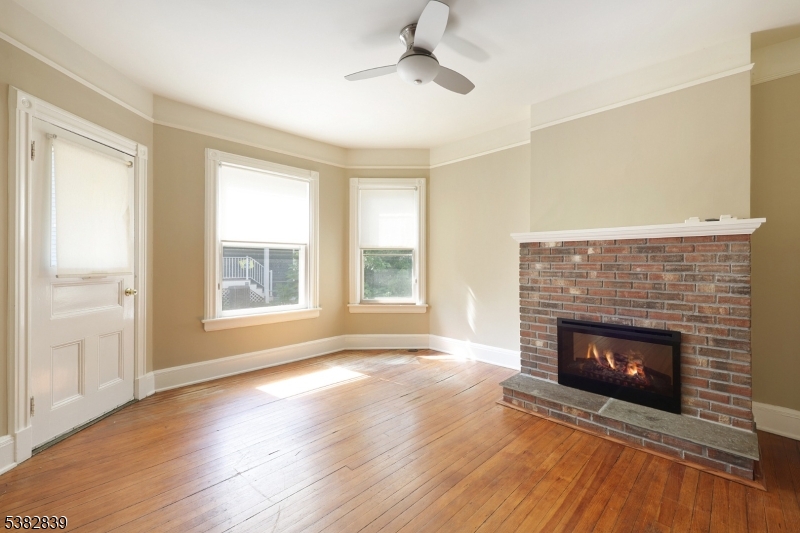 Westfield Town, New Jersey, 07090, United States, 5 Bedrooms Bedrooms, ,3 BathroomsBathrooms,Residential,For Sale,1941025