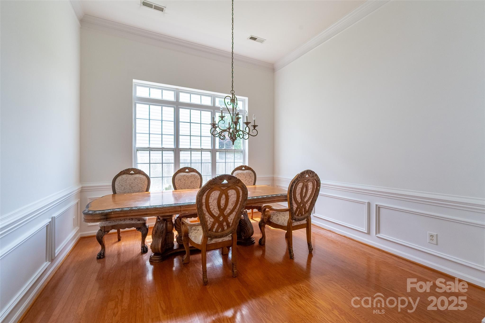Charlotte, North Carolina, 28213, United States, 4 Bedrooms Bedrooms, ,3 BathroomsBathrooms,Residential,For Sale,1794508