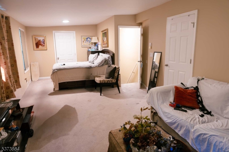 High Bridge Boro, New Jersey, 08829, United States, 4 Bedrooms Bedrooms, ,3 BathroomsBathrooms,Residential,For Sale,1901918