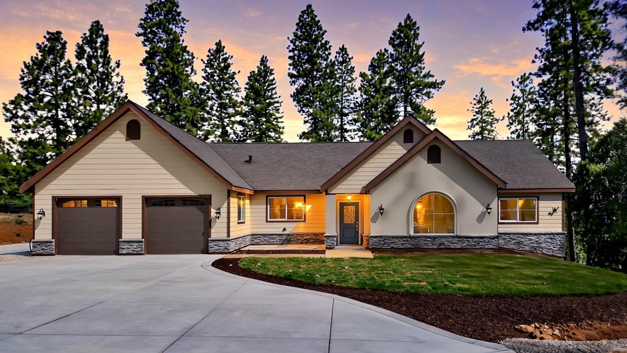 Grass Valley, California, 95949, United States, 4 Bedrooms Bedrooms, ,3 BathroomsBathrooms,Residential,For Sale,1905490