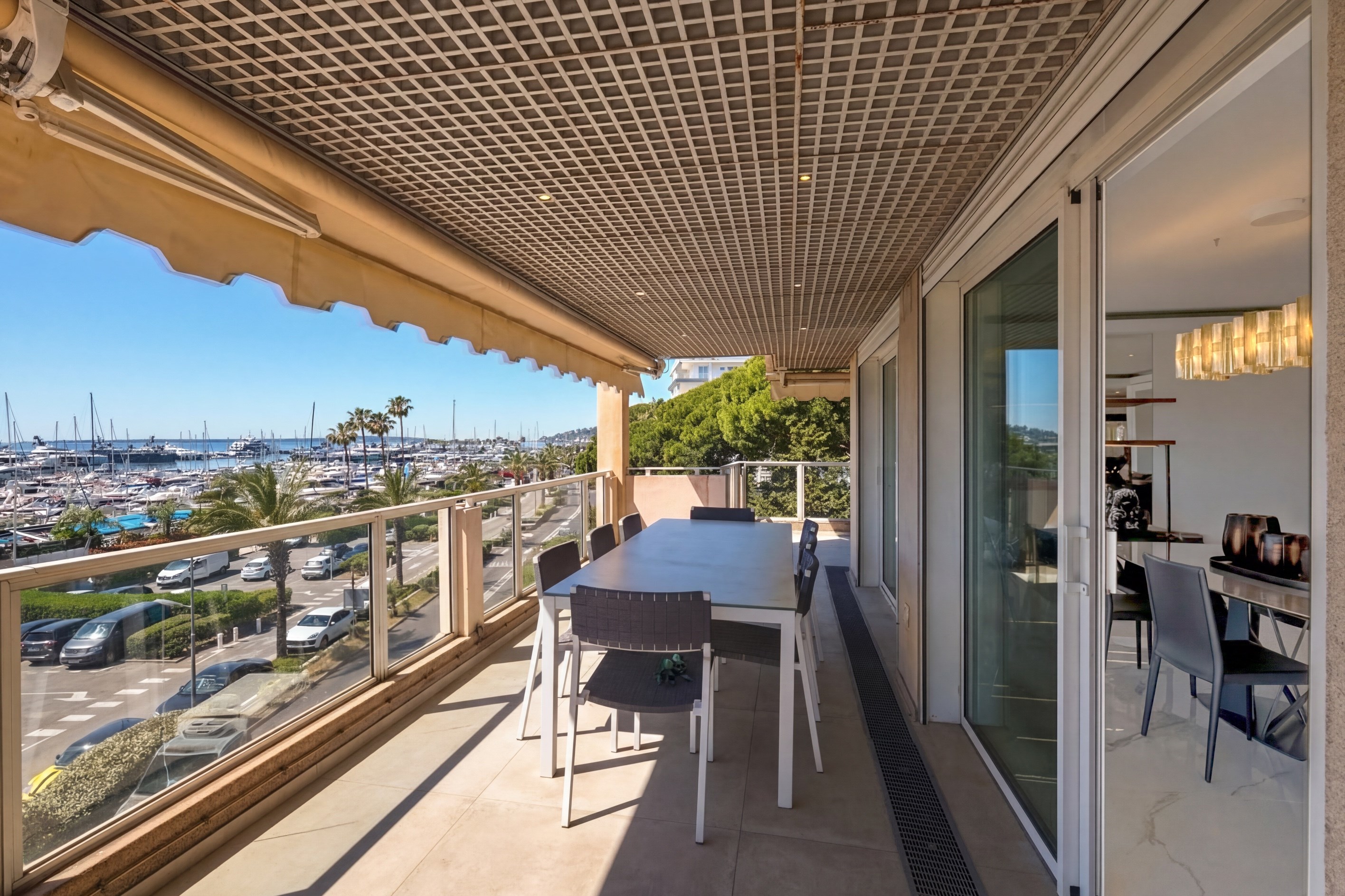  Golfe-Juan luxury apartment with panoramic sea views, private lift and rooftop … - 物件實景