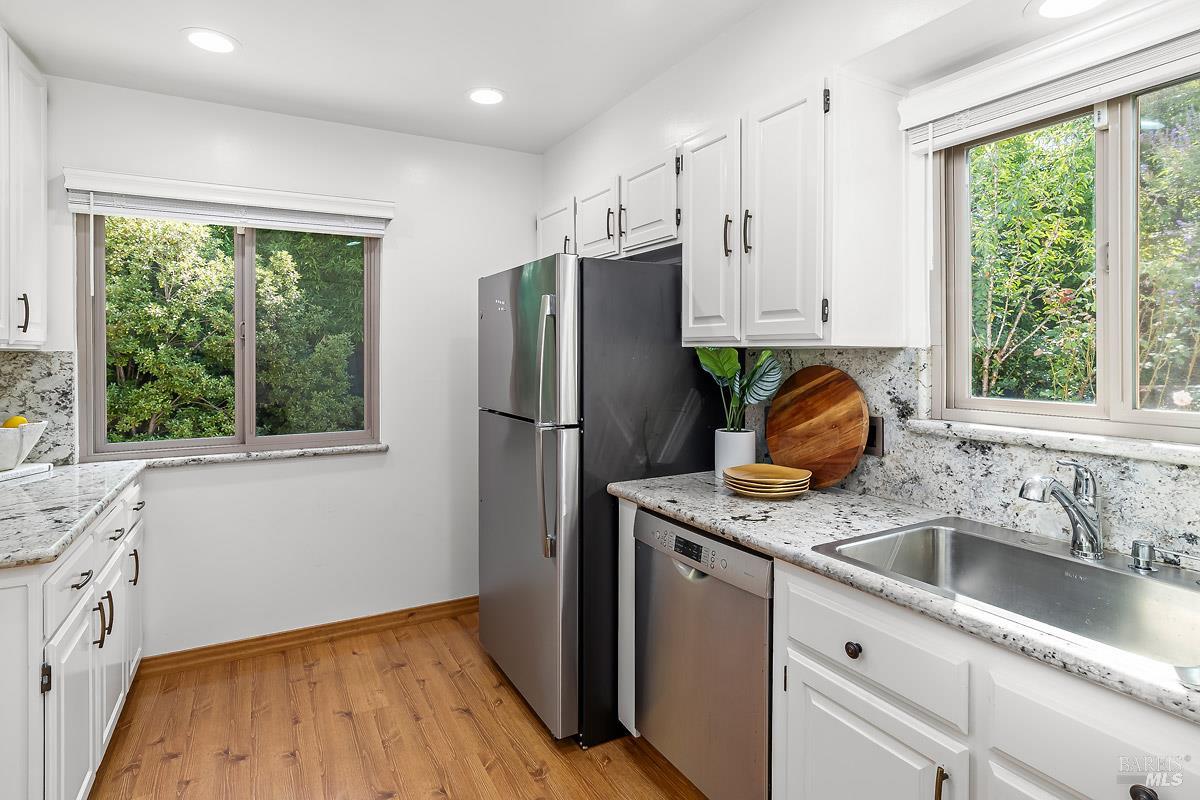 San Rafael, California, 94903, United States, 3 Bedrooms Bedrooms, ,1 BathroomBathrooms,Residential,For Sale,1916835