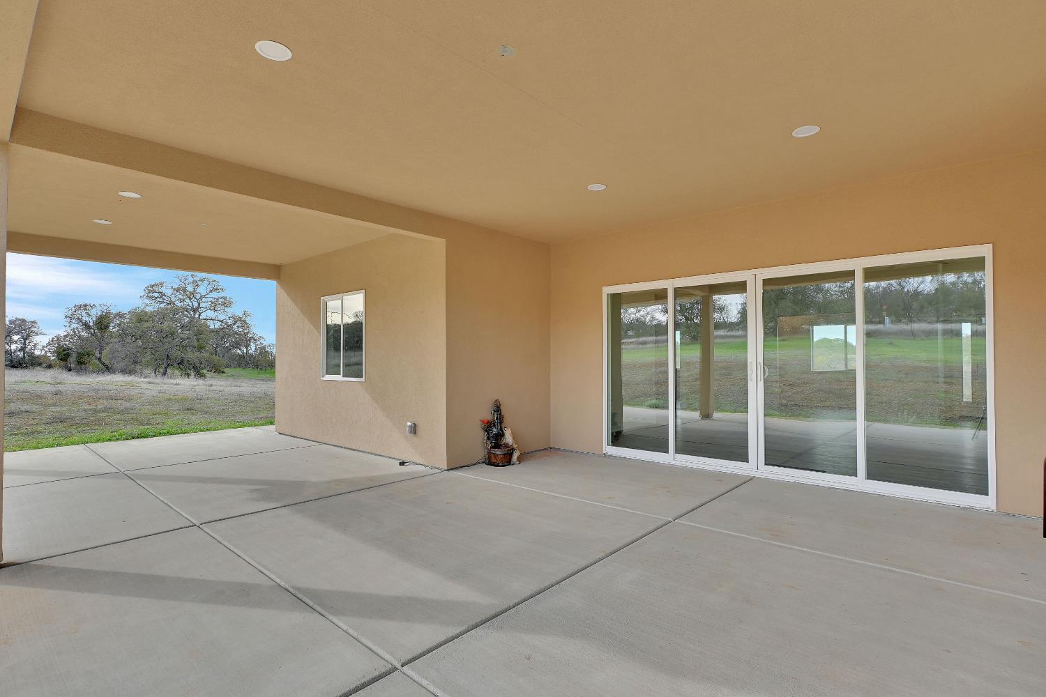 Loma Rica, California, 95901, United States, 3 Bedrooms Bedrooms, ,3 BathroomsBathrooms,Residential,For Sale,2005648