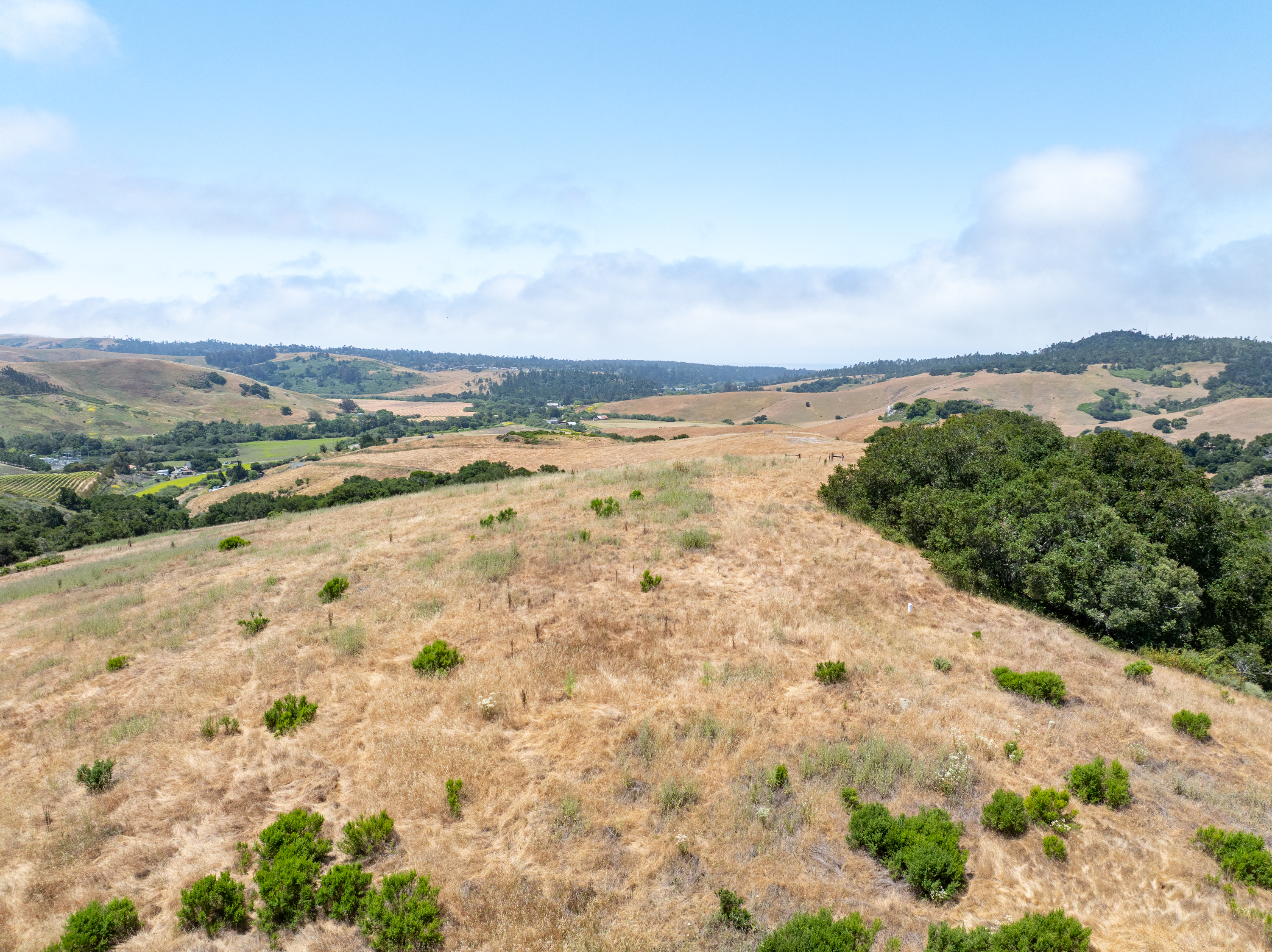  Homesite with Ocean and Mountain Views - 物件實景
