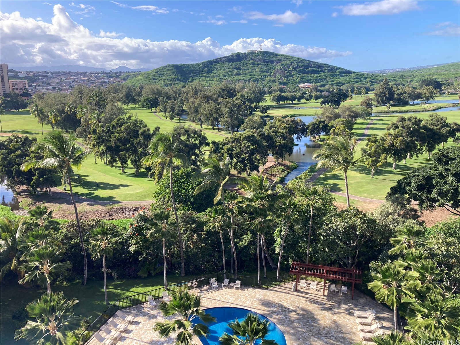 Honolulu, Hawaii, 96818, United States, 2 Bedrooms Bedrooms, ,2 BathroomsBathrooms,Residential,For Sale,1714219