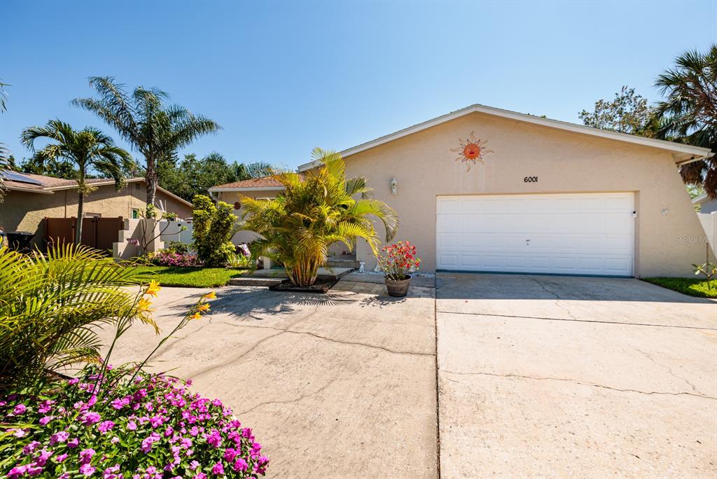 St Petersburg, Florida, 33703, United States, 3 Bedrooms Bedrooms, ,2 BathroomsBathrooms,Residential,For Sale,1770463
