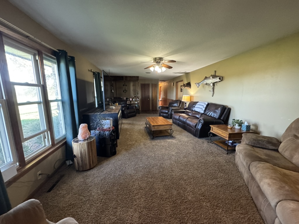 Pierce City, Missouri, 65723, United States, 2 Bedrooms Bedrooms, ,2 BathroomsBathrooms,Residential,For Sale,1987385