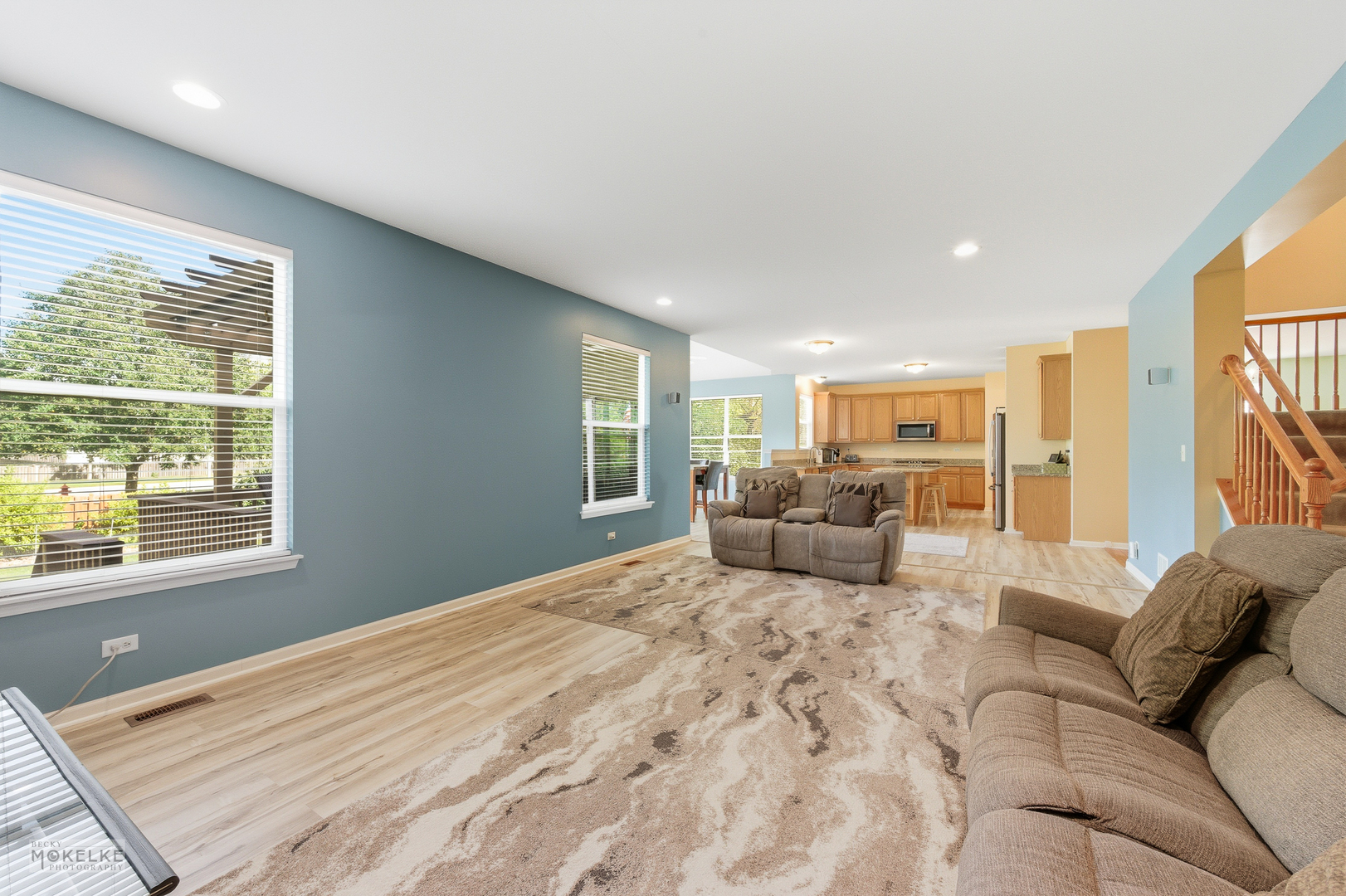 Oswego, Illinois, 60543, United States, 4 Bedrooms Bedrooms, ,3 BathroomsBathrooms,Residential,For Sale,1960822