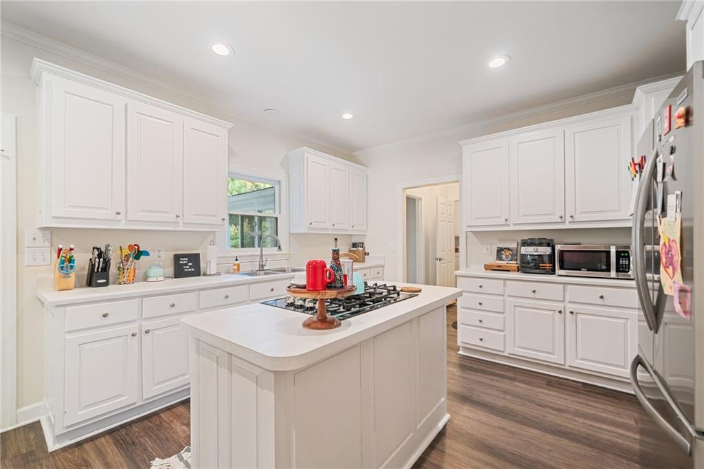 Loganville, Georgia, 30052, United States, 4 Bedrooms Bedrooms, ,4 BathroomsBathrooms,Residential,For Sale,2007838