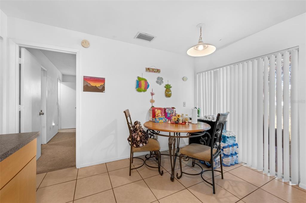 Orlando, Florida, 32825, United States, 4 Bedrooms Bedrooms, ,Residential,For Sale,1957185