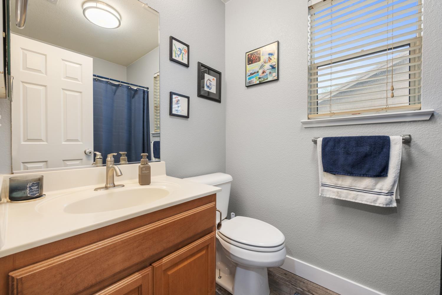 Ripon, California, 95366, United States, 6 Bedrooms Bedrooms, ,3 BathroomsBathrooms,Residential,For Sale,1978022