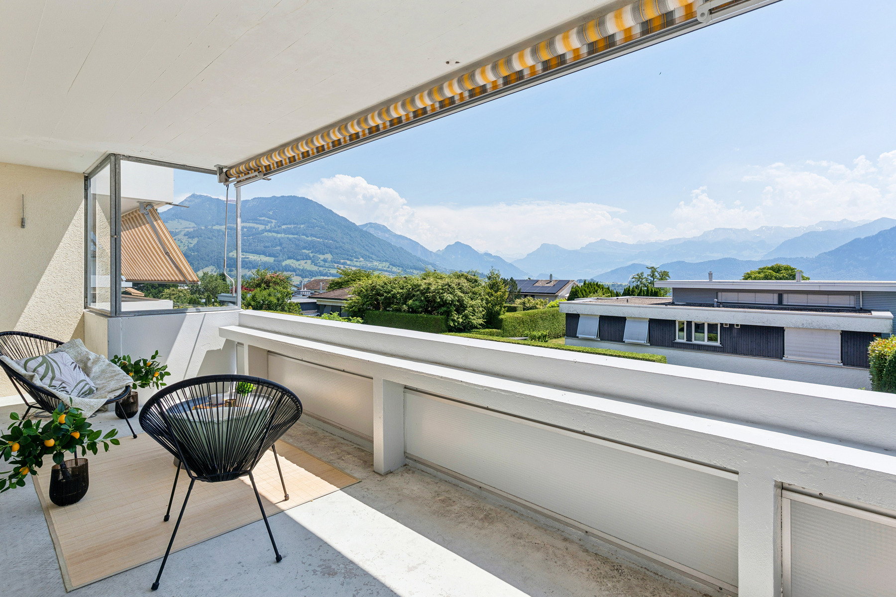  Bank-Approved Condo in a Sought-After Location - 物件實景