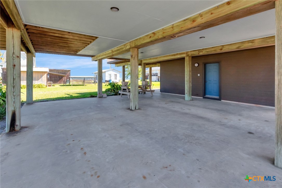 Port O'Connor, Texas, 77982, United States, 5 Bedrooms Bedrooms, ,3 BathroomsBathrooms,Residential,For Sale,1989061