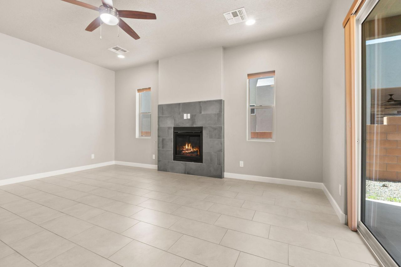 Rio Rancho, New Mexico, 87124, United States, 4 Bedrooms Bedrooms, ,3 BathroomsBathrooms,Residential,For Sale,1924973