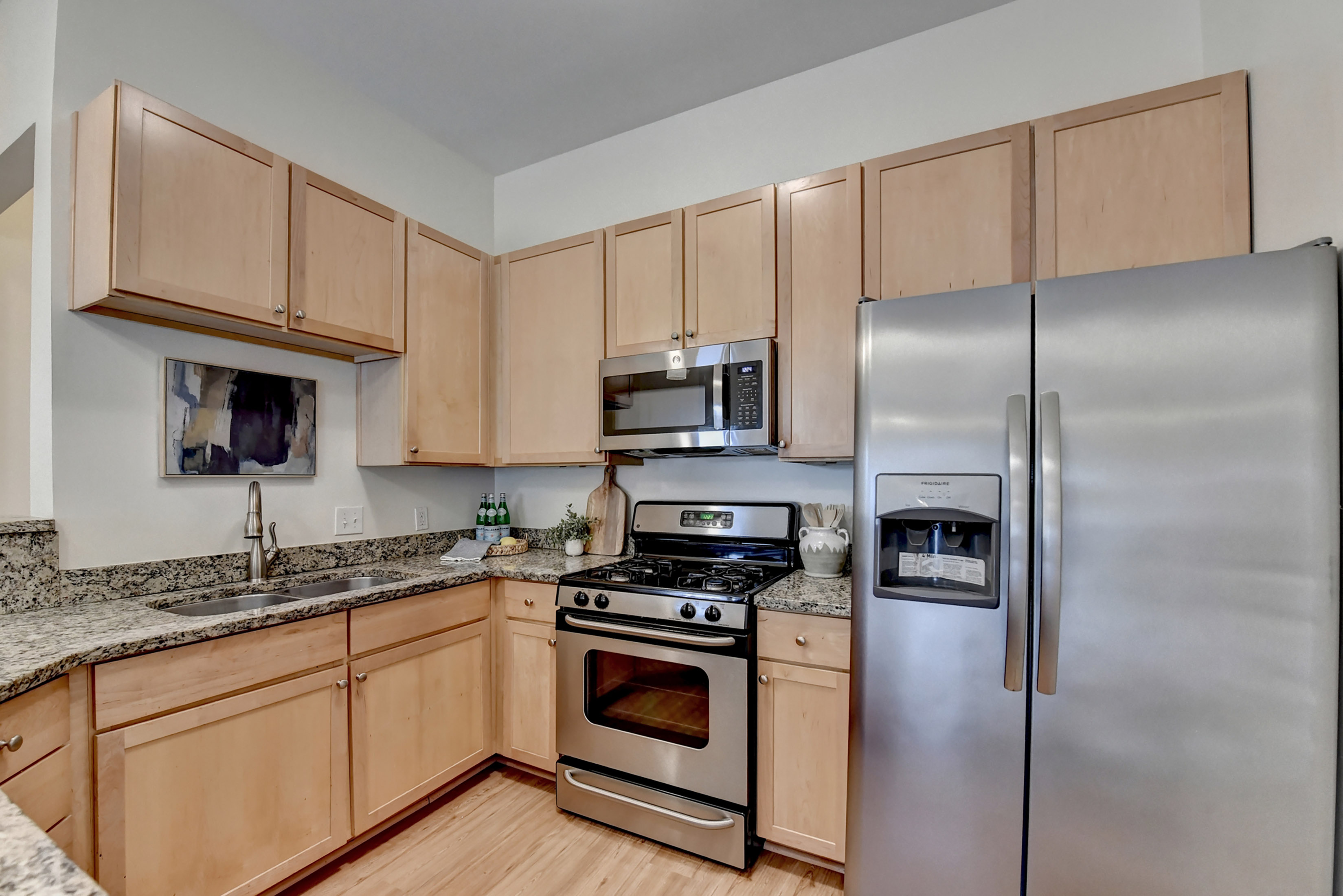  Move-In Ready Condo at the Park Place Towers - 物件實景