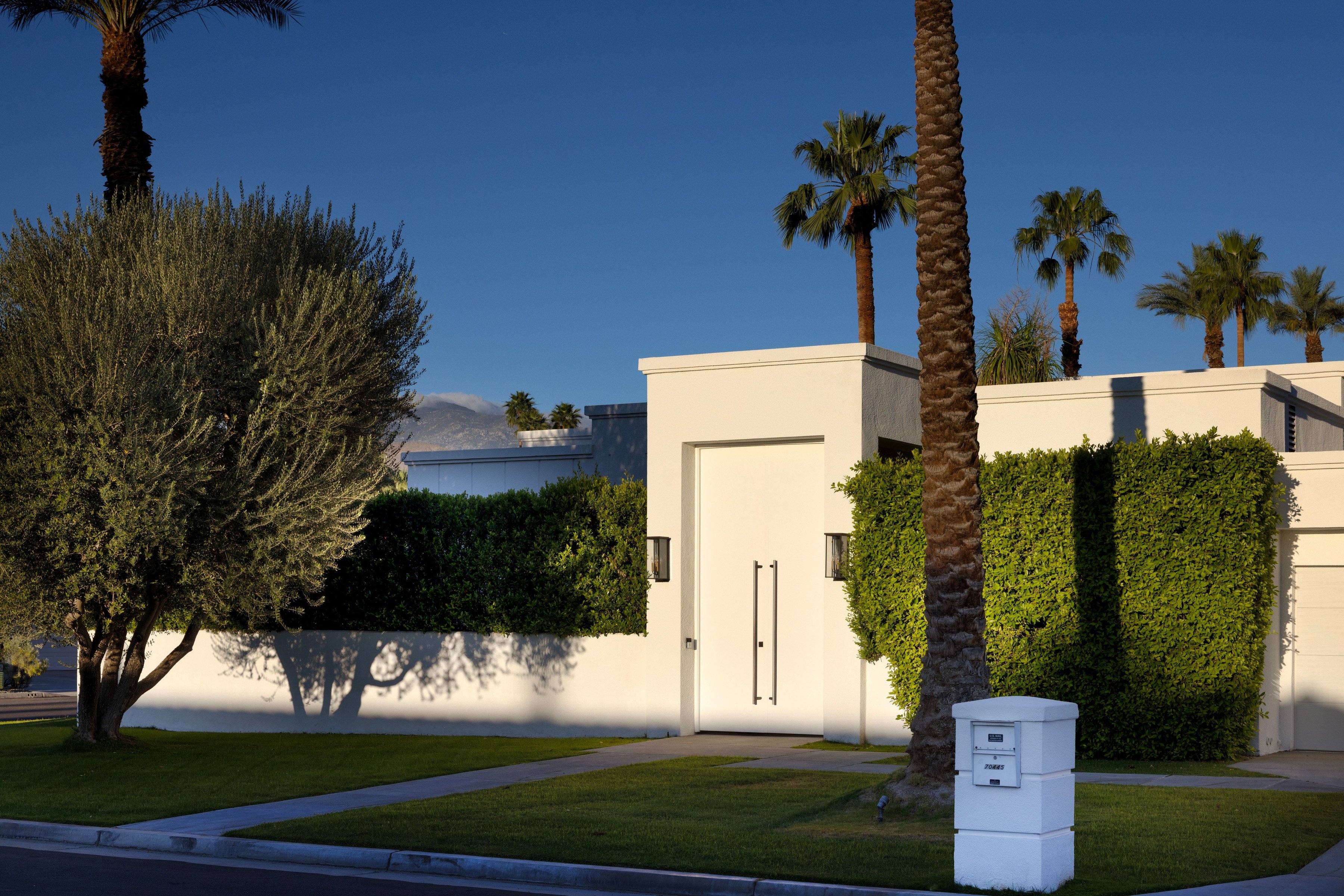  Private Modern Sanctuary Steps from Tamarisk Country Club - 物件實景