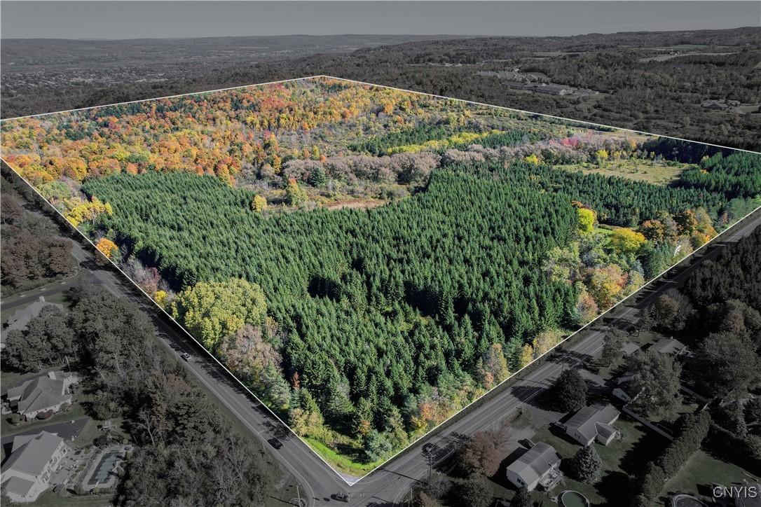 New Hartford, New York, 13413, United States, 3 Bedrooms Bedrooms, ,2 BathroomsBathrooms,Residential,For Sale,1989145