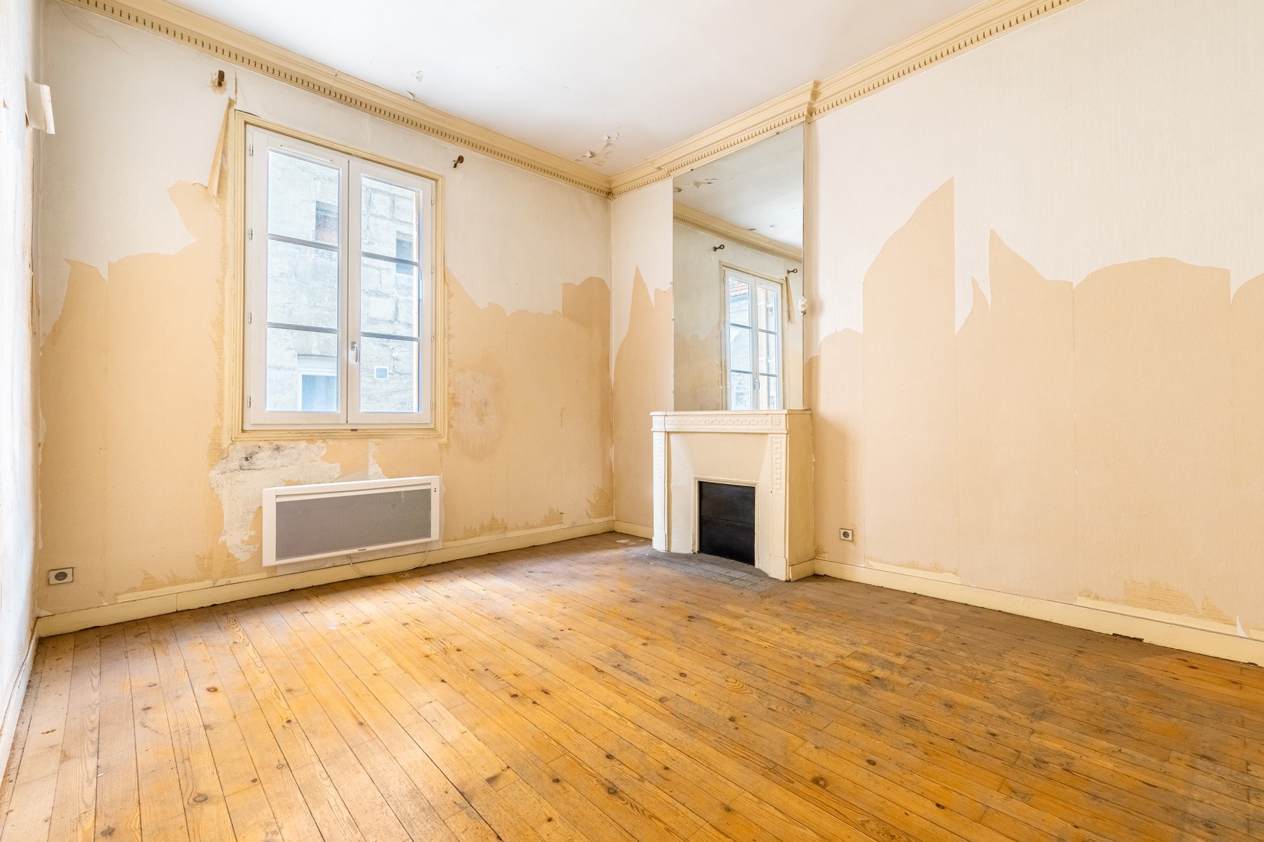  BORDEAUX – GRAND THÉÂTRE – DUPLEX APARTMENT TO RENOVATE – PRESTIGIOUS ADDRESS - 物件實景