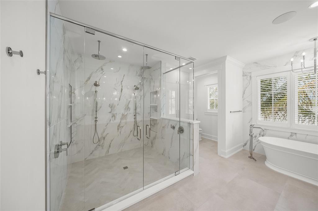 Holmes Beach, Florida, 34217, United States, 5 Bedrooms Bedrooms, ,8 BathroomsBathrooms,Residential,For Sale,1759059