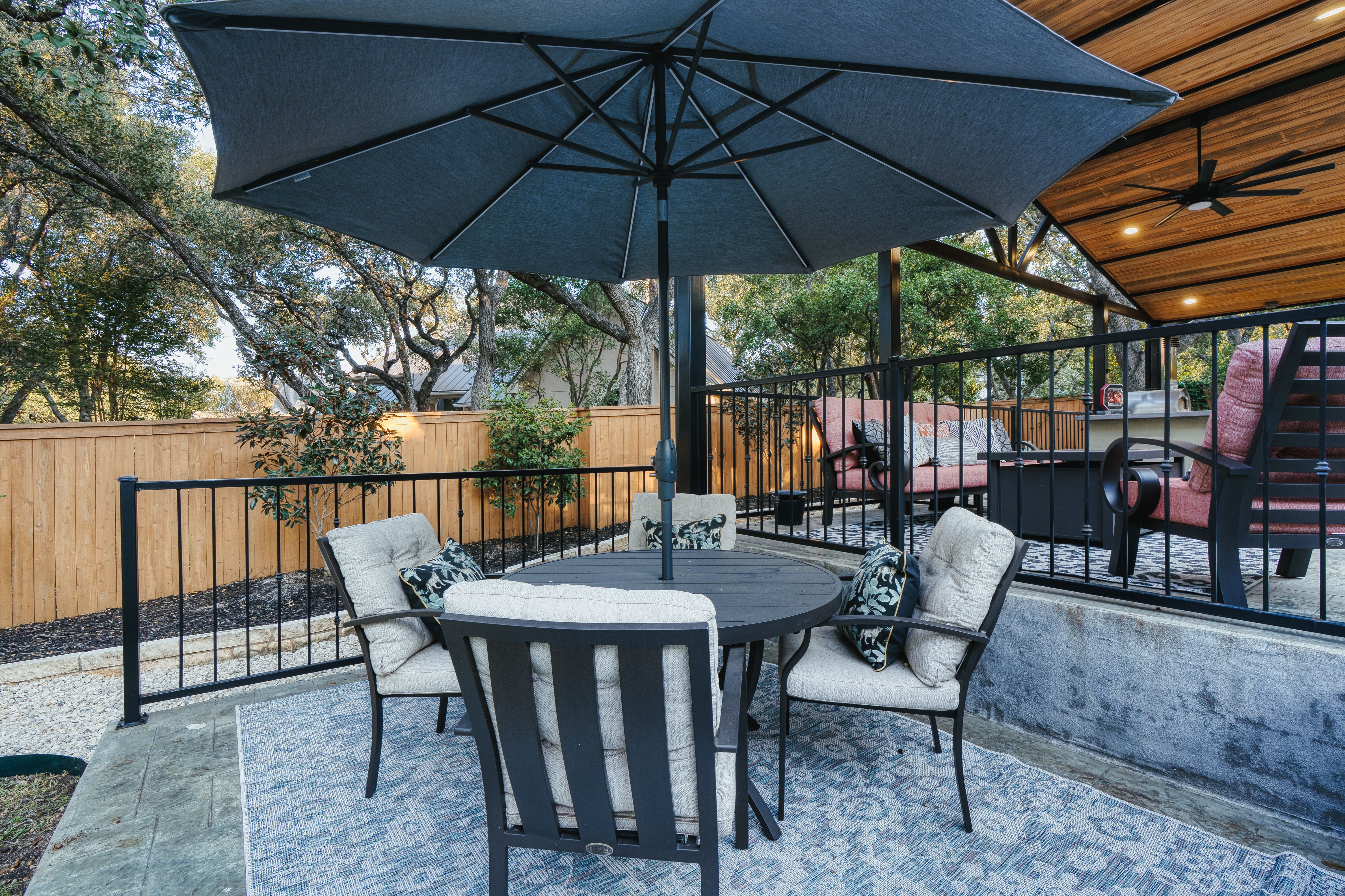  Rare Deerfield Gem with Main-Level Primary & Guest Suites - 物件實景