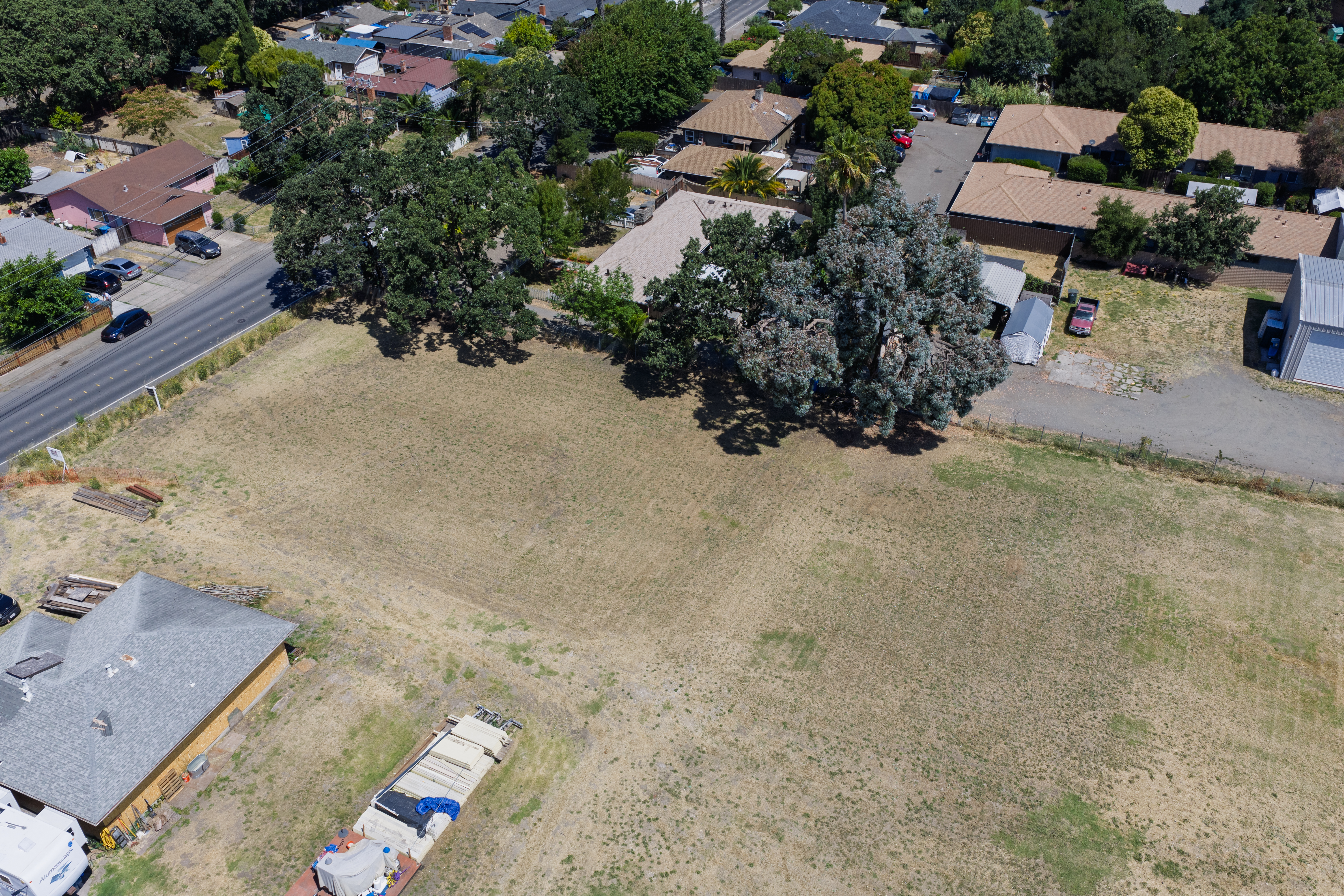  2154 Corby Avenue, Santa Rosa, CA 95407 - 物件實景