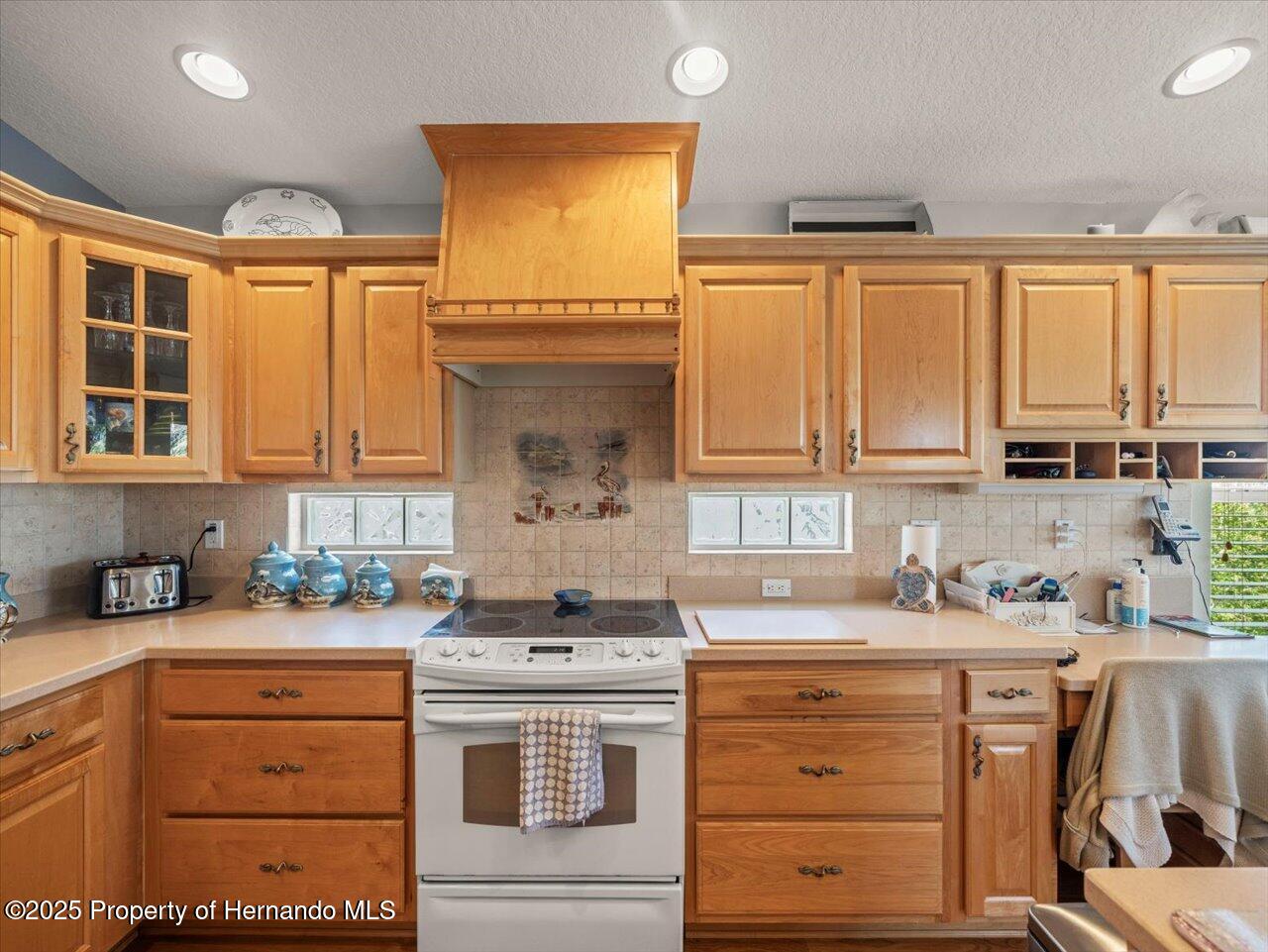 Hernando Beach, Florida, 34607, United States, 3 Bedrooms Bedrooms, ,3 BathroomsBathrooms,Residential,For Sale,1819275