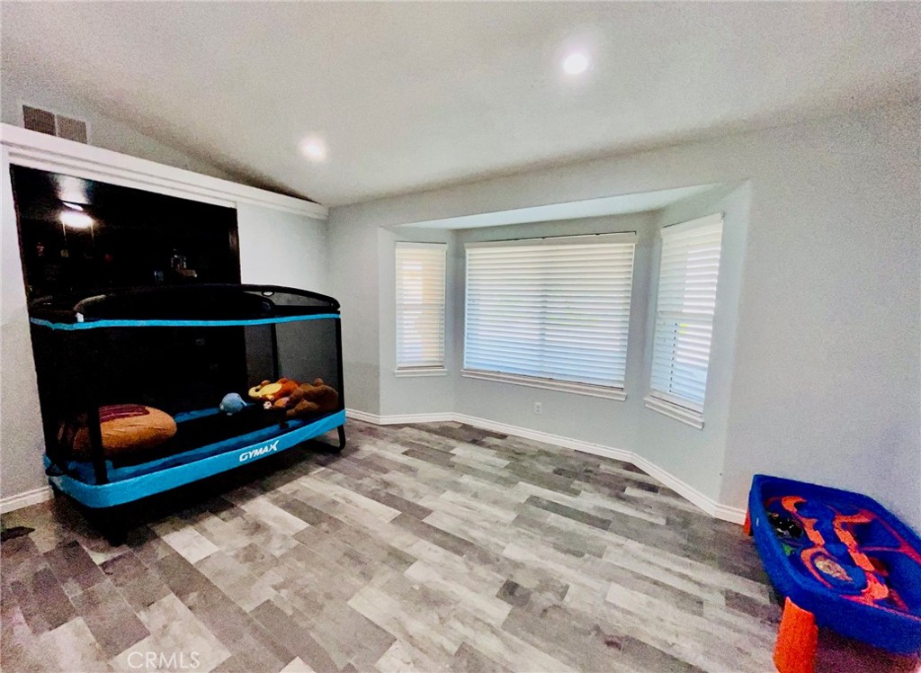 Apple Valley, California, 92308, United States, 4 Bedrooms Bedrooms, ,3 BathroomsBathrooms,Residential,For Sale,2001641