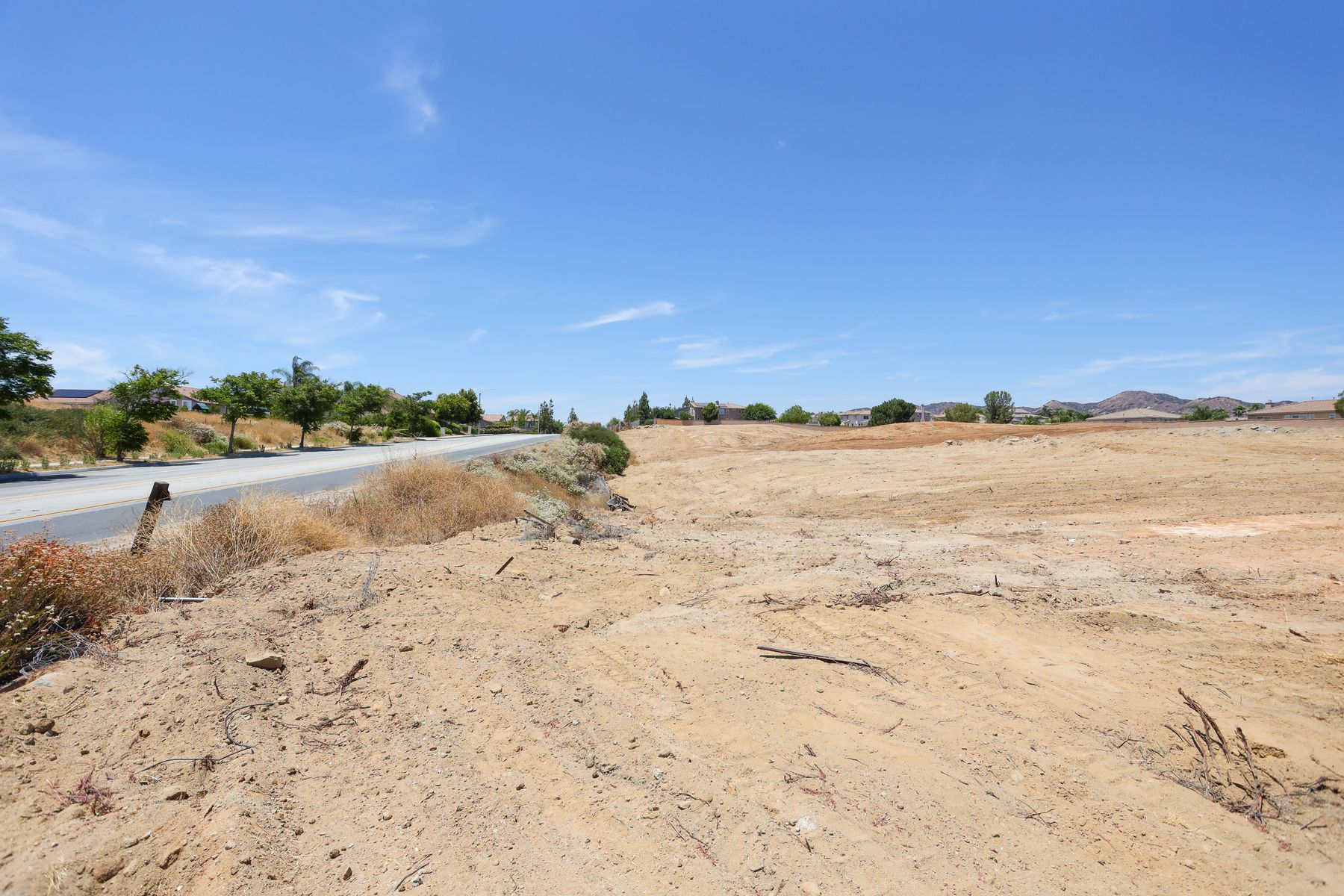  2 Jackson Ave, Murrieta, CA 92562 - 物件實景