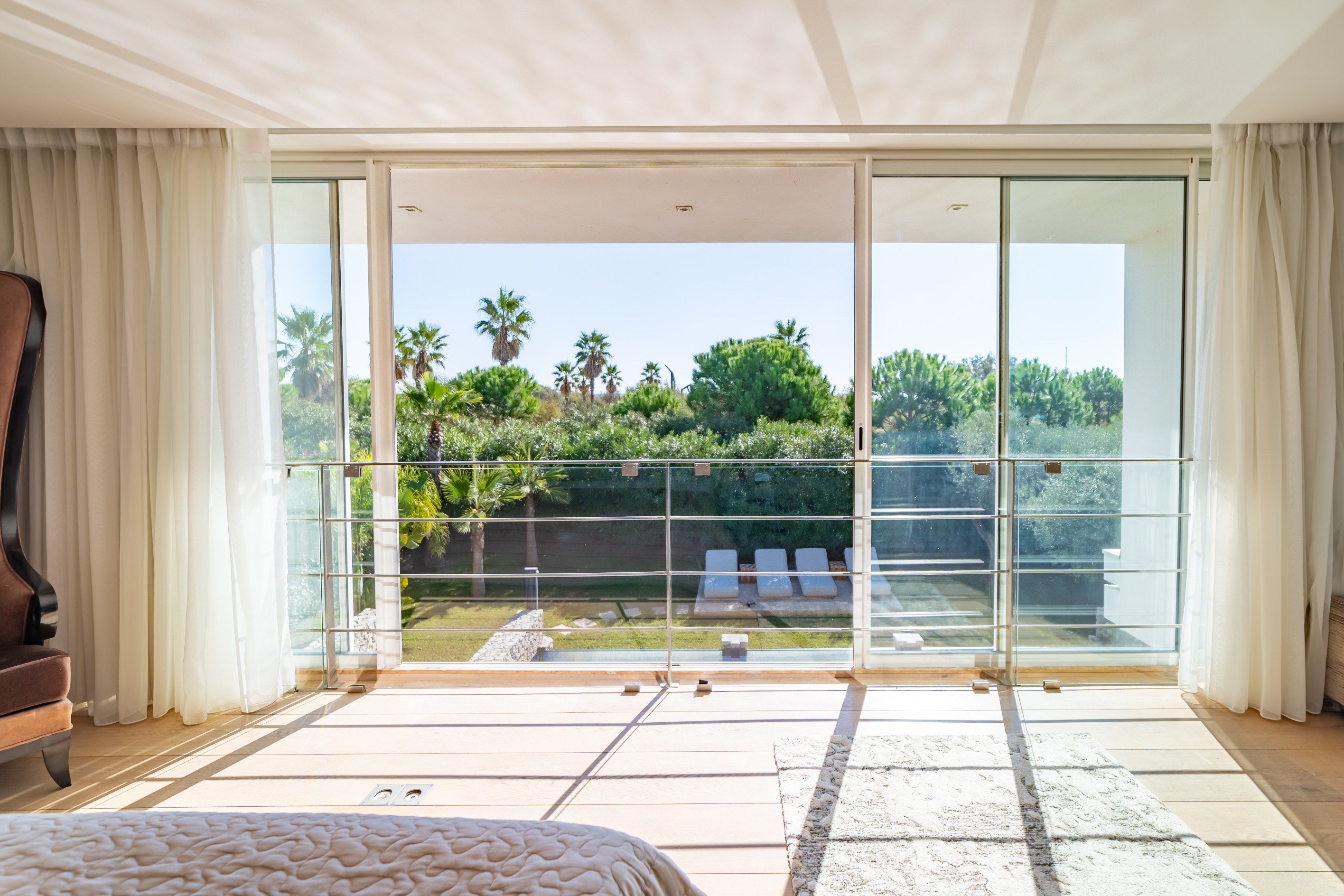  Elegance and transparency are the watchwords of this resolutely contemporary vi… - 物件實景