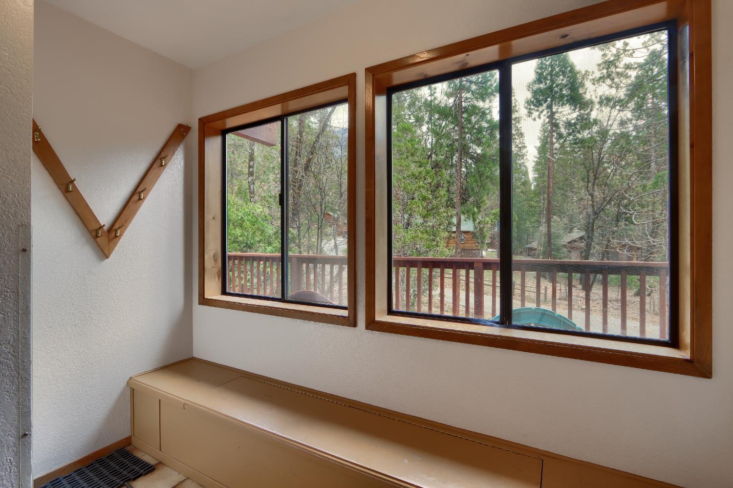 Wawona, California, 95389, United States, 3 Bedrooms Bedrooms, ,2 BathroomsBathrooms,Residential,For Sale,1998030