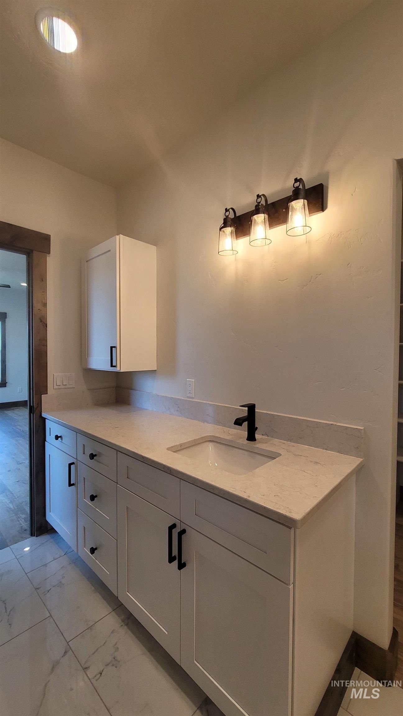 Council, Idaho, 83612, United States, 3 Bedrooms Bedrooms, ,3 BathroomsBathrooms,Residential,For Sale,1845652