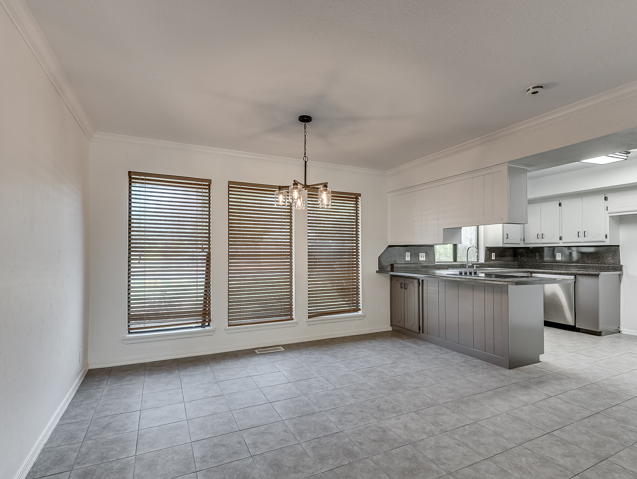 1509 Sand Springs Trail, Edmond, OK 73013 - 物件實景