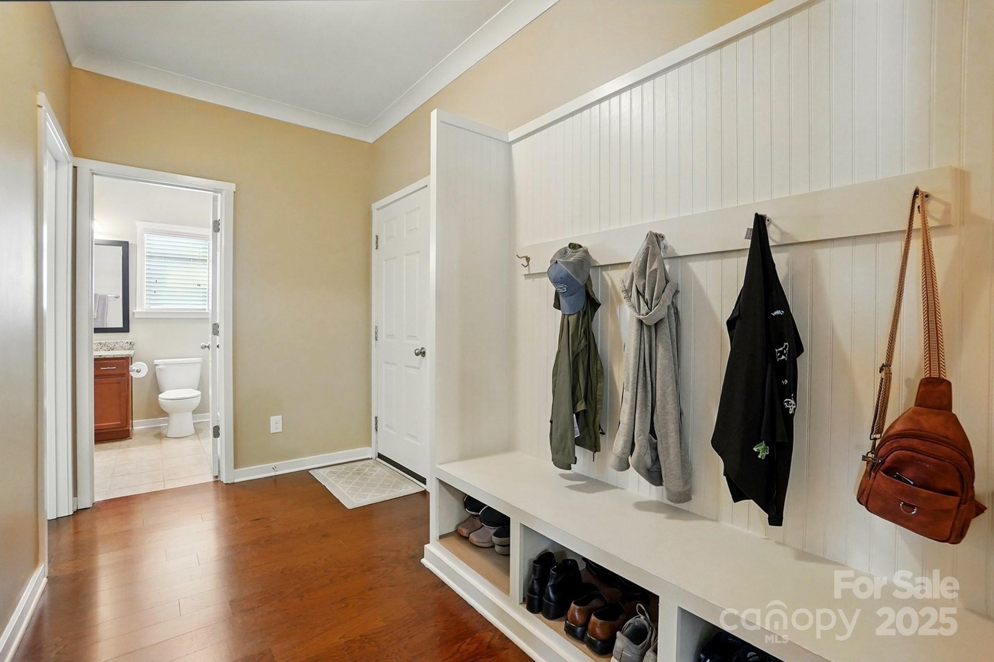 Fort Mill, South Carolina, 29707, United States, 5 Bedrooms Bedrooms, ,4 BathroomsBathrooms,Residential,For Sale,1840064
