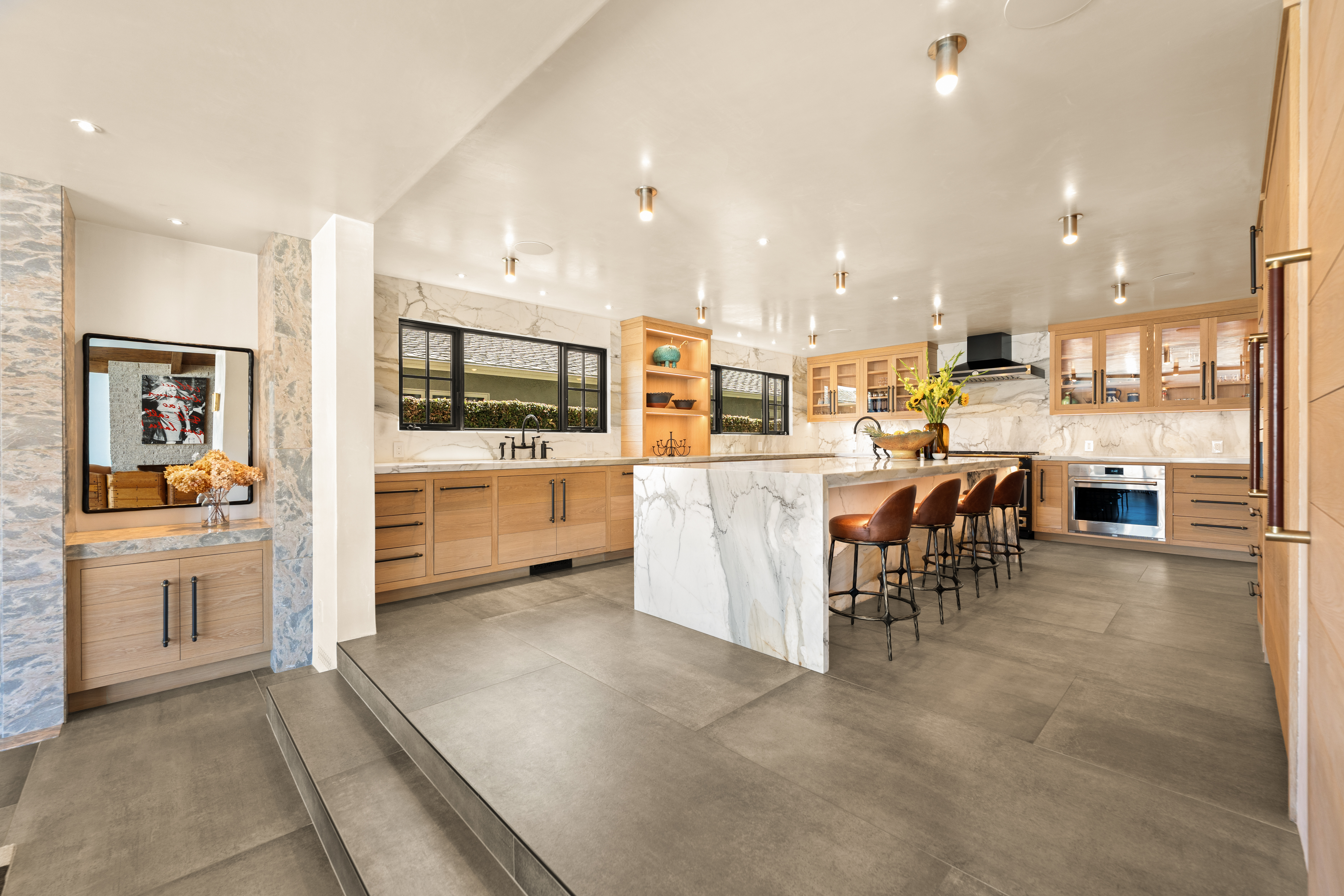  2832 Sailor Avenue, Ventura, CA 93001 - 物件實景