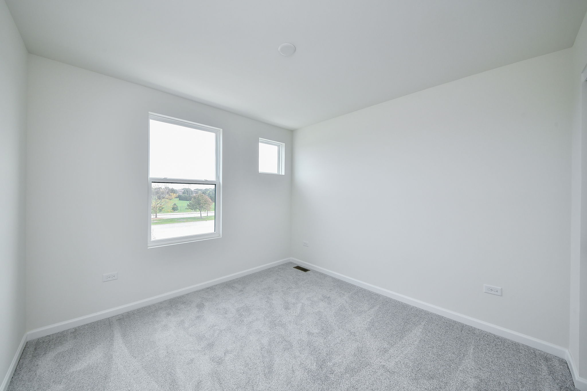  An Enclave of Only 65 New Construction Homes in the Heart of Naperville - 物件實景