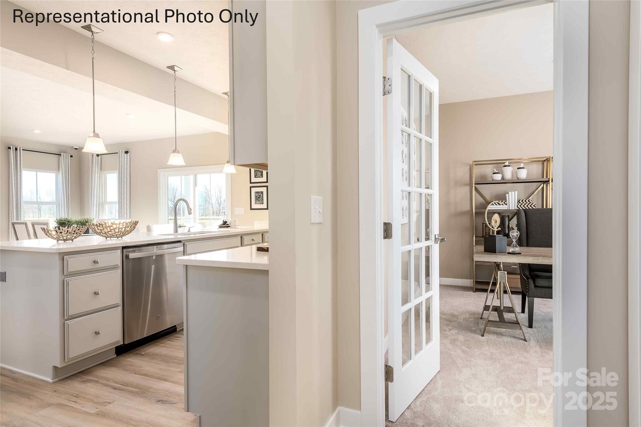 Indian Trail, North Carolina, 28079, United States, 5 Bedrooms Bedrooms, ,4 BathroomsBathrooms,Residential,For Sale,1899622
