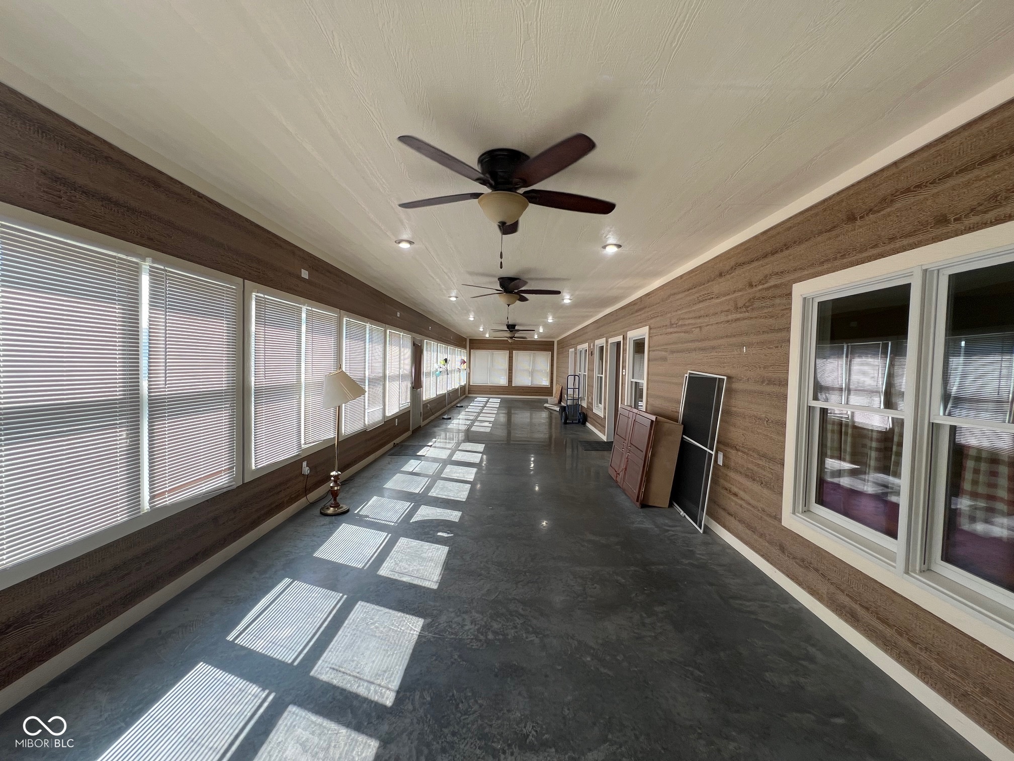 Farmersburg, Indiana, 47850, United States, 3 Bedrooms Bedrooms, ,2 BathroomsBathrooms,Residential,For Sale,1915515