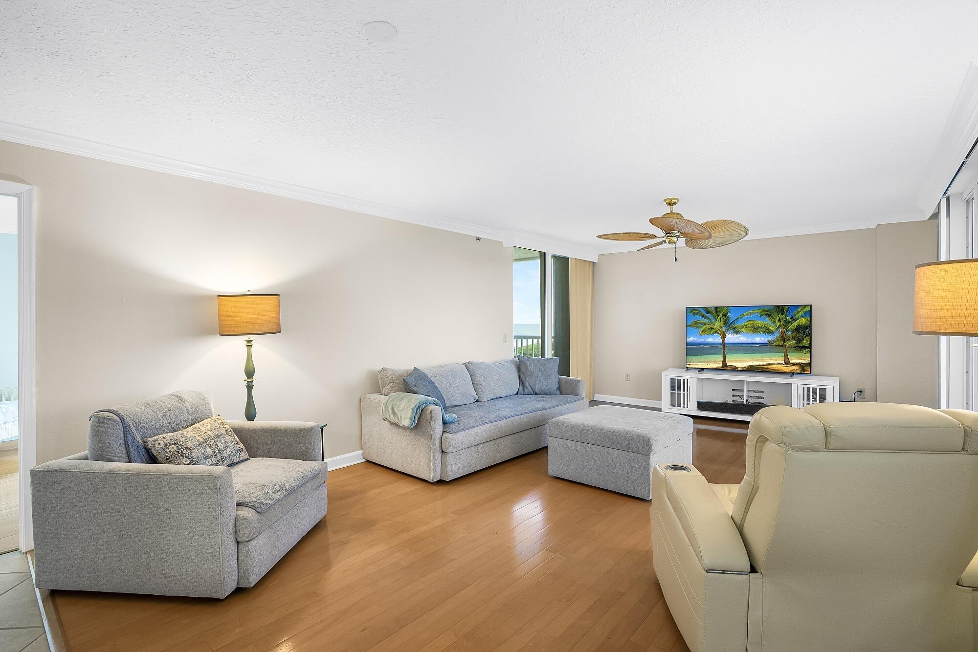 Hutchinson Island, Florida, 34949, United States, 3 Bedrooms Bedrooms, ,2 BathroomsBathrooms,Residential,For Sale,1959425