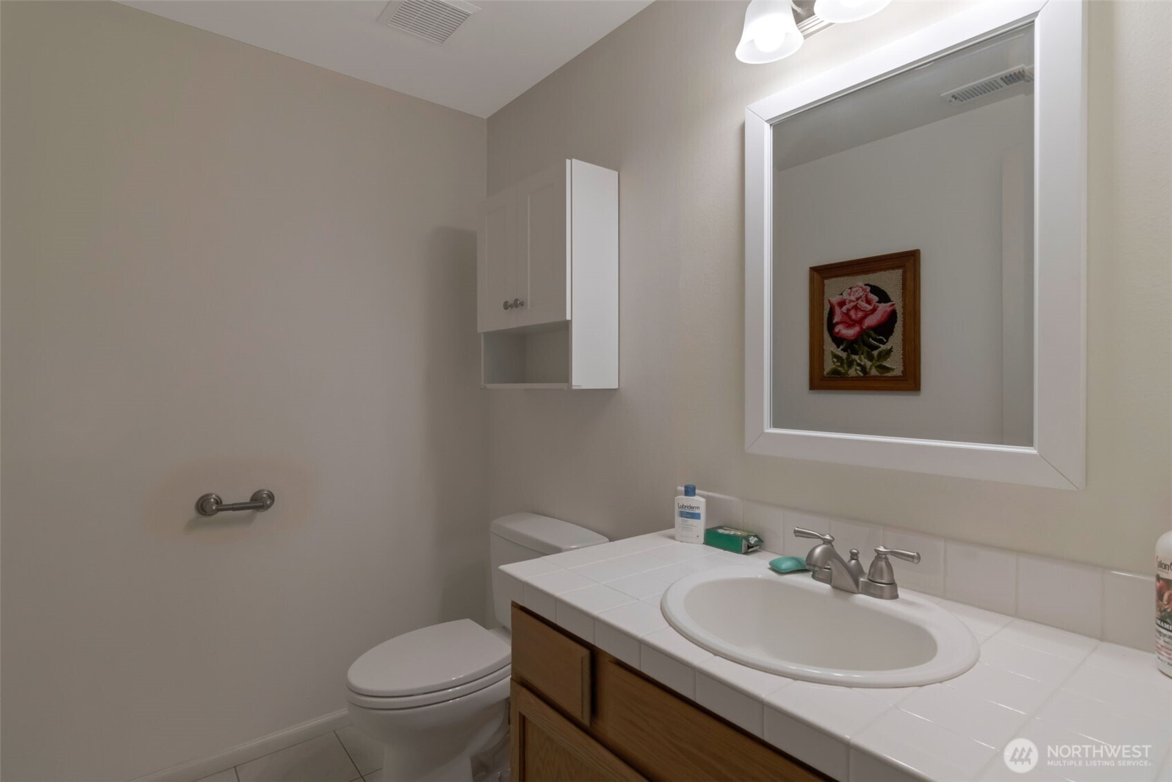 Clinton, Washington, 98236, United States, 4 Bedrooms Bedrooms, ,3 BathroomsBathrooms,Residential,For Sale,1990497