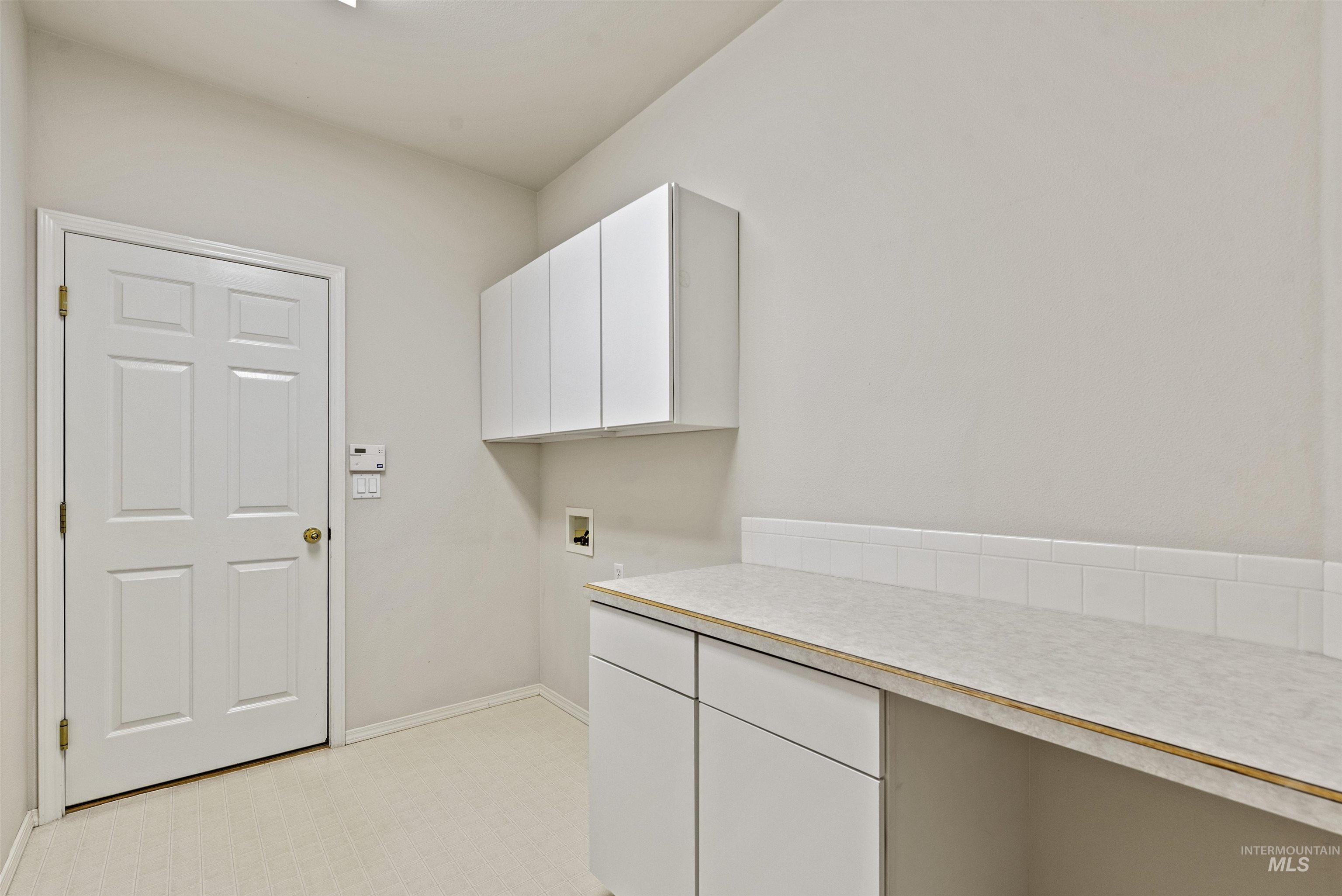 Meridian, Idaho, 83646-8306, United States, 4 Bedrooms Bedrooms, ,Residential,For Sale,1941739
