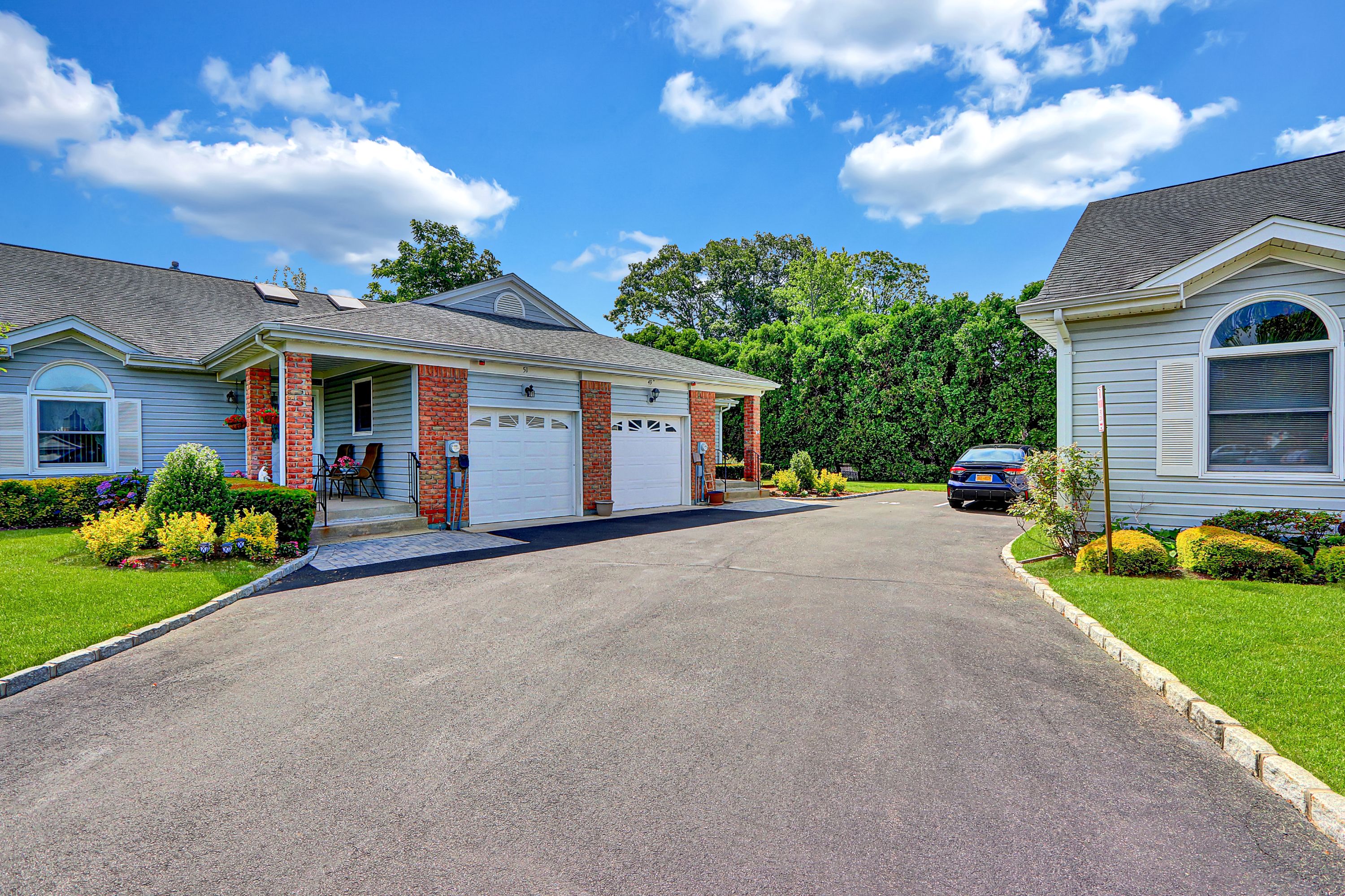 North Babylon, New York, 11703, United States, 2 Bedrooms Bedrooms, ,2 BathroomsBathrooms,Residential,For Sale,1943160