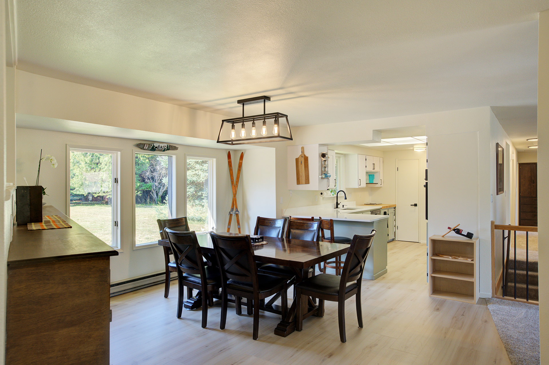 Sandpoint, Idaho, 83864, United States, 5 Bedrooms Bedrooms, ,3 BathroomsBathrooms,Residential,For Sale,1976312