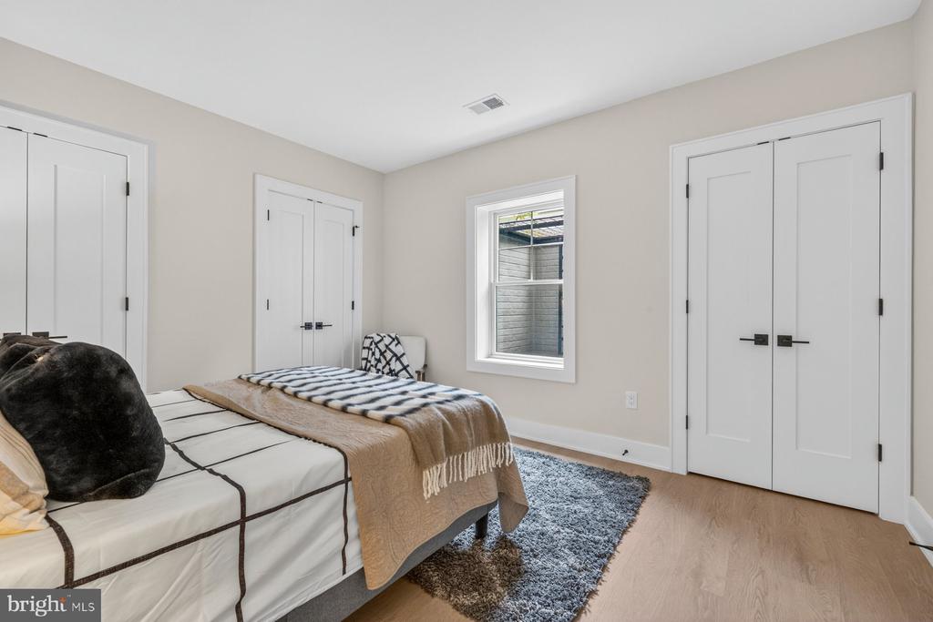 Kensington, Maryland, 20895, United States, 5 Bedrooms Bedrooms, ,5 BathroomsBathrooms,Residential,For Sale,2048532