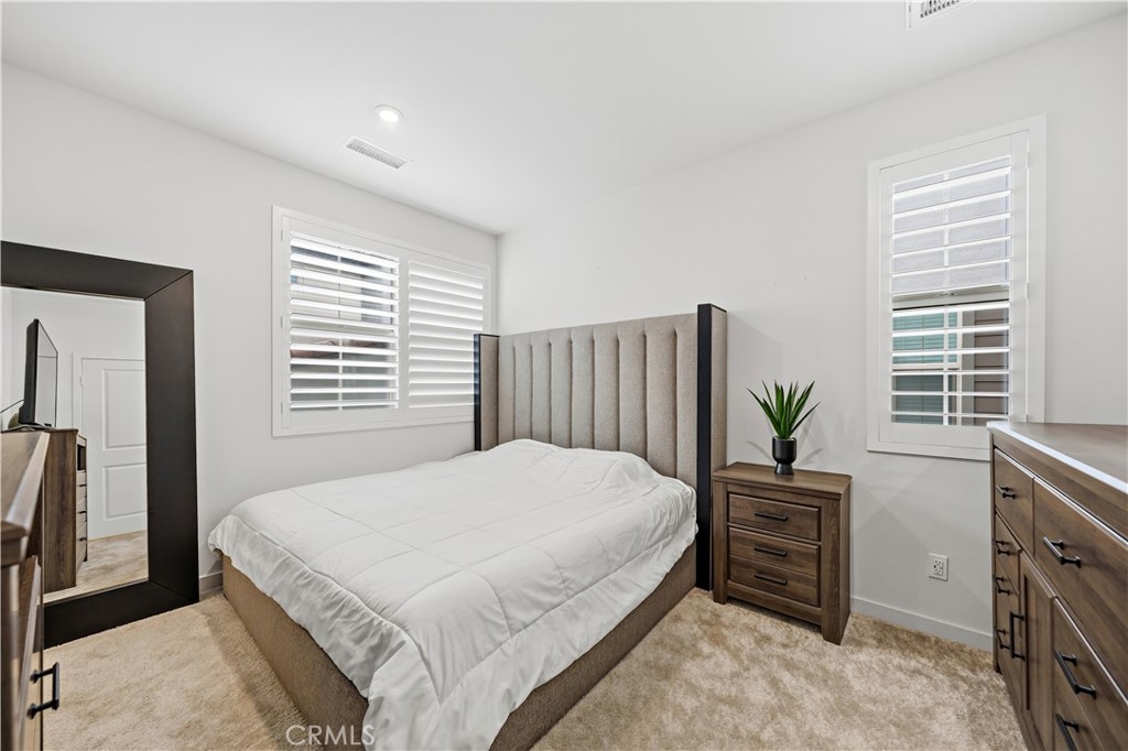 Fontana, California, 92336, United States, 3 Bedrooms Bedrooms, ,2 BathroomsBathrooms,Residential,For Sale,2037862