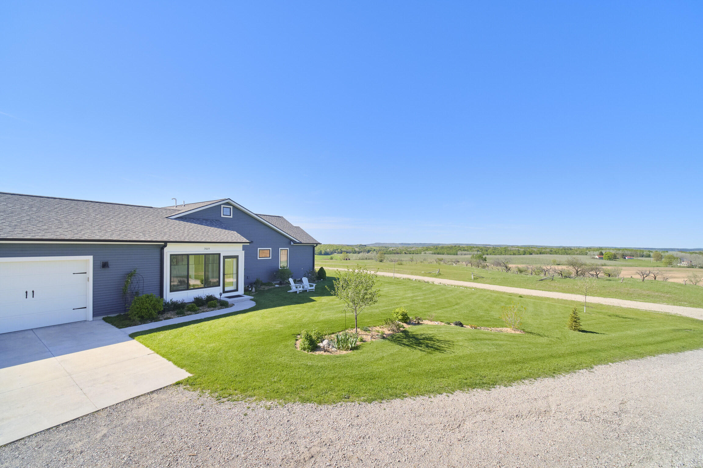 Manistee, Michigan, 49660, United States, 3 Bedrooms Bedrooms, ,2 BathroomsBathrooms,Residential,For Sale,2049083