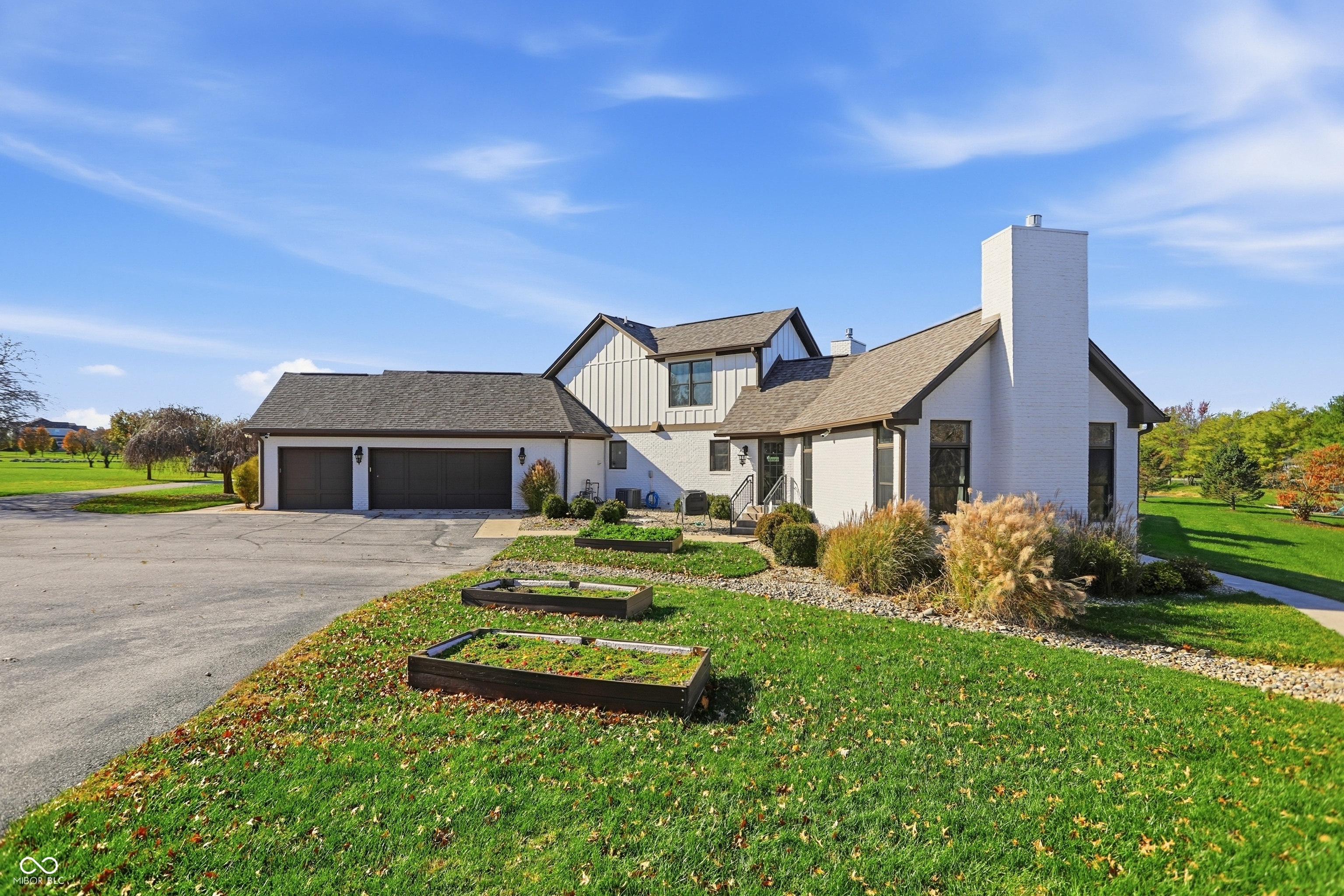 Bargersville, Indiana, 46106, United States, 5 Bedrooms Bedrooms, ,6 BathroomsBathrooms,Residential,For Sale,1992401