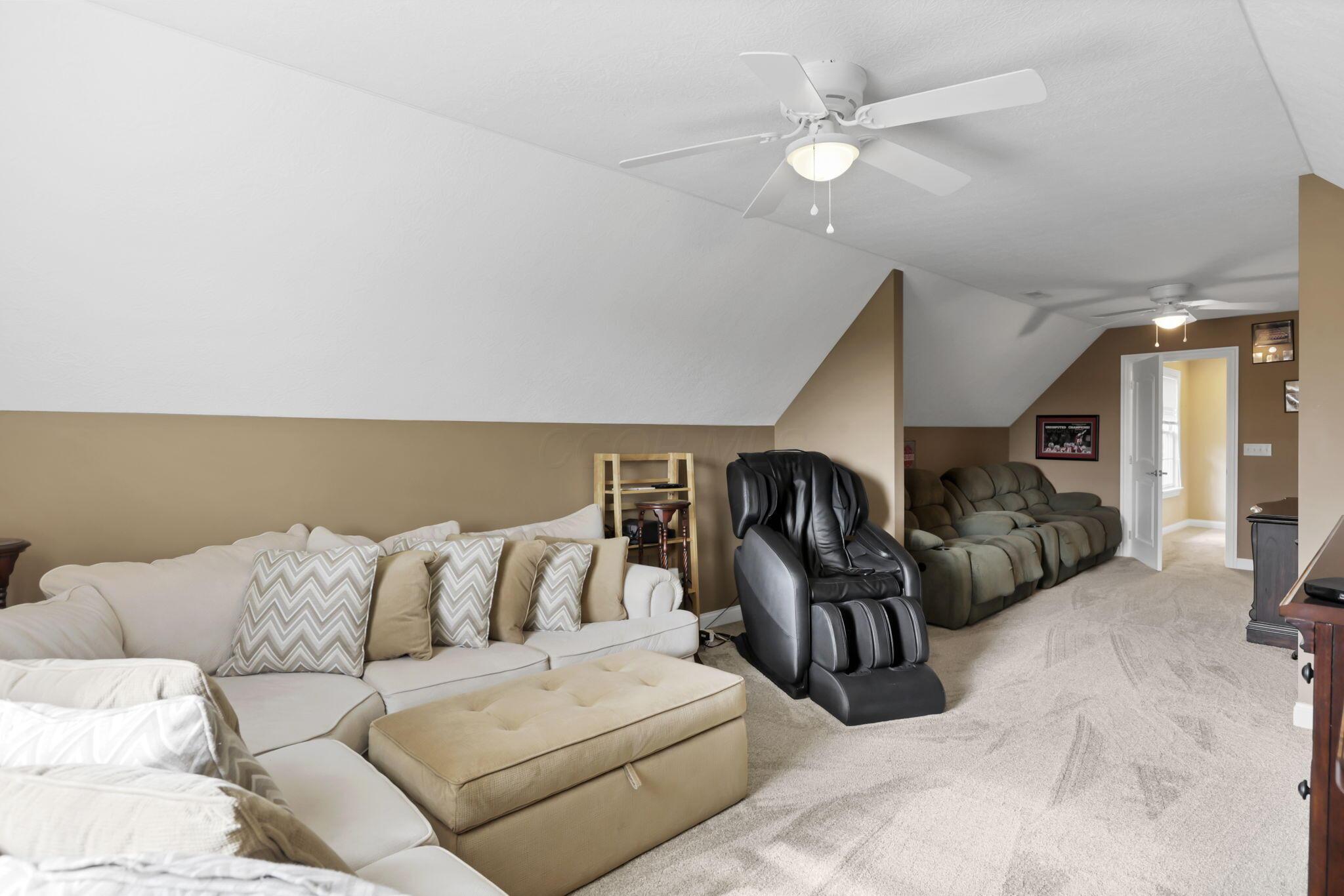 Delaware, Ohio, 43015, United States, 4 Bedrooms Bedrooms, ,4 BathroomsBathrooms,Residential,For Sale,1987027